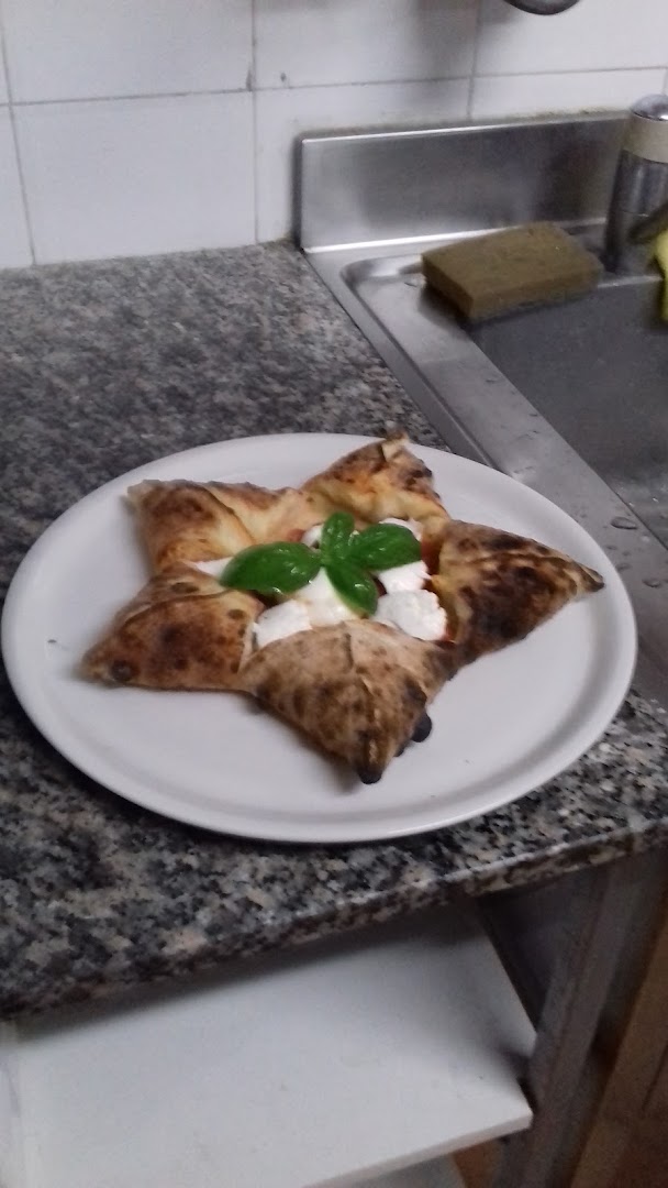 PIZZERIA COSTANTINO · Foto 4